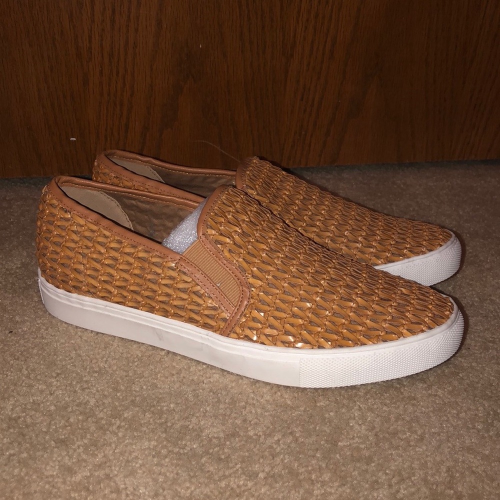 Steve Madden slip-on